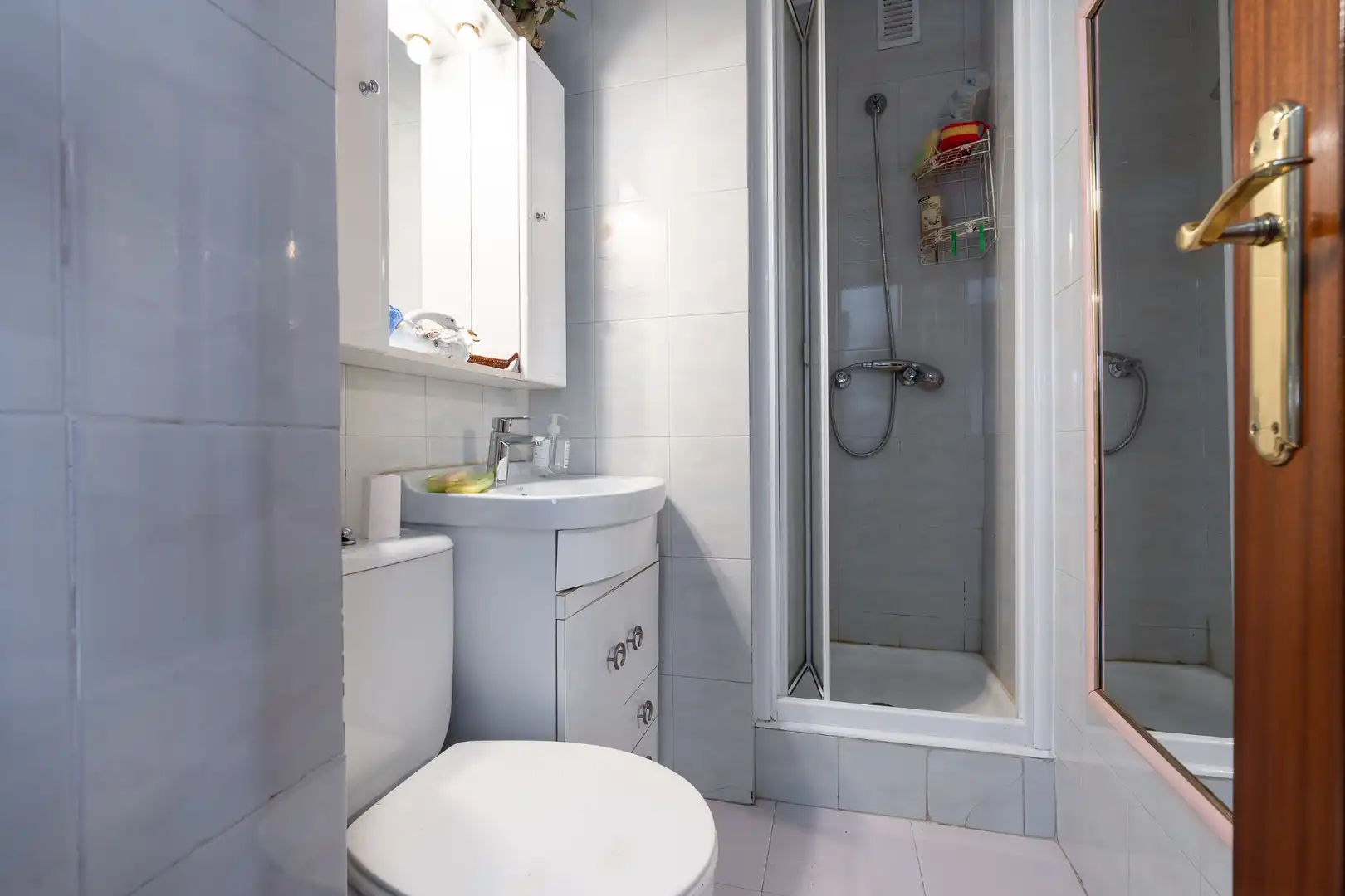 Bathroom of Flat for sale in Madrid  with Heating, Private garden and Terrace