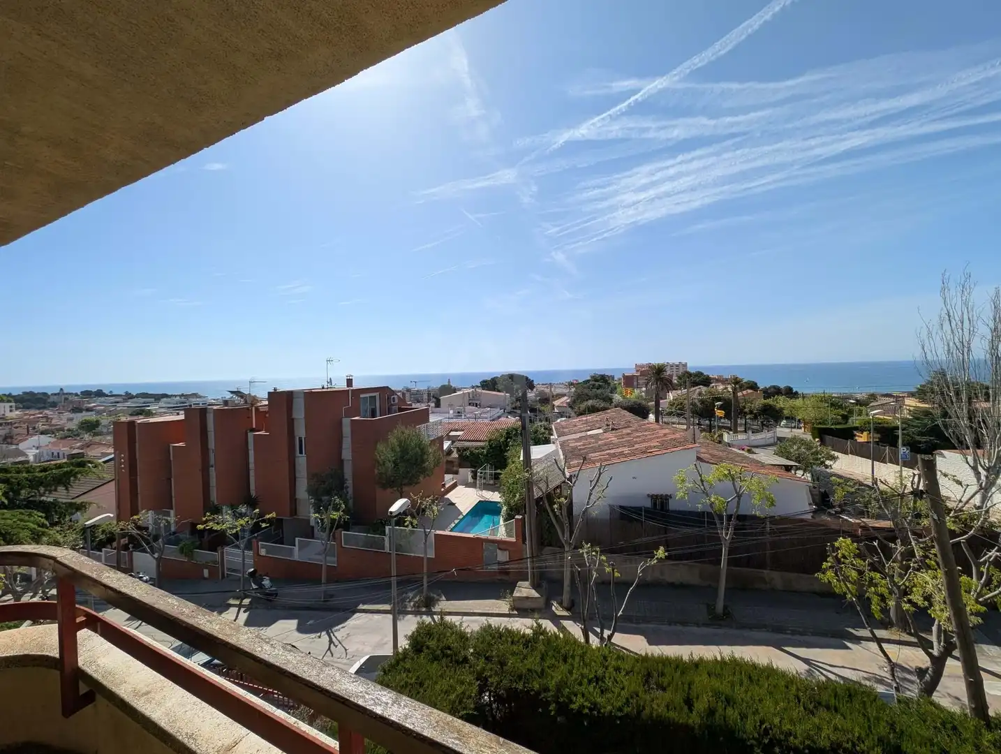Exterior view of Detached homes for sale in El Masnou  with Air Conditioner and Terrace