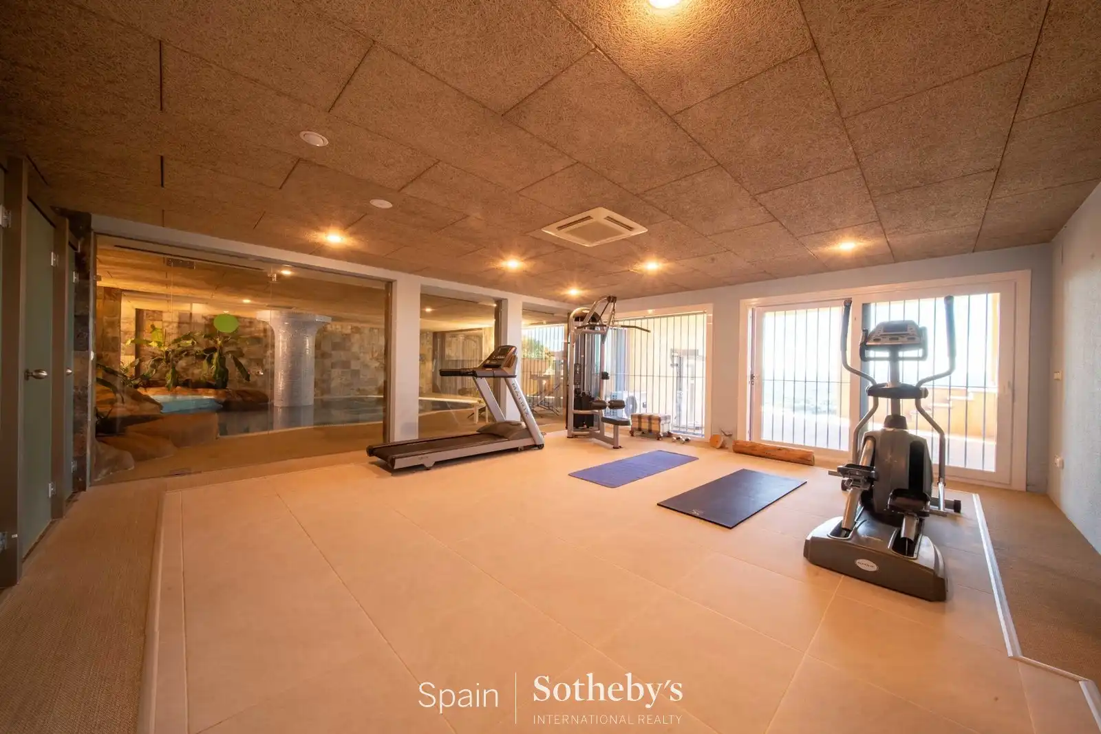 House with pool for sale in Carrer Anglaterra, imagen 21