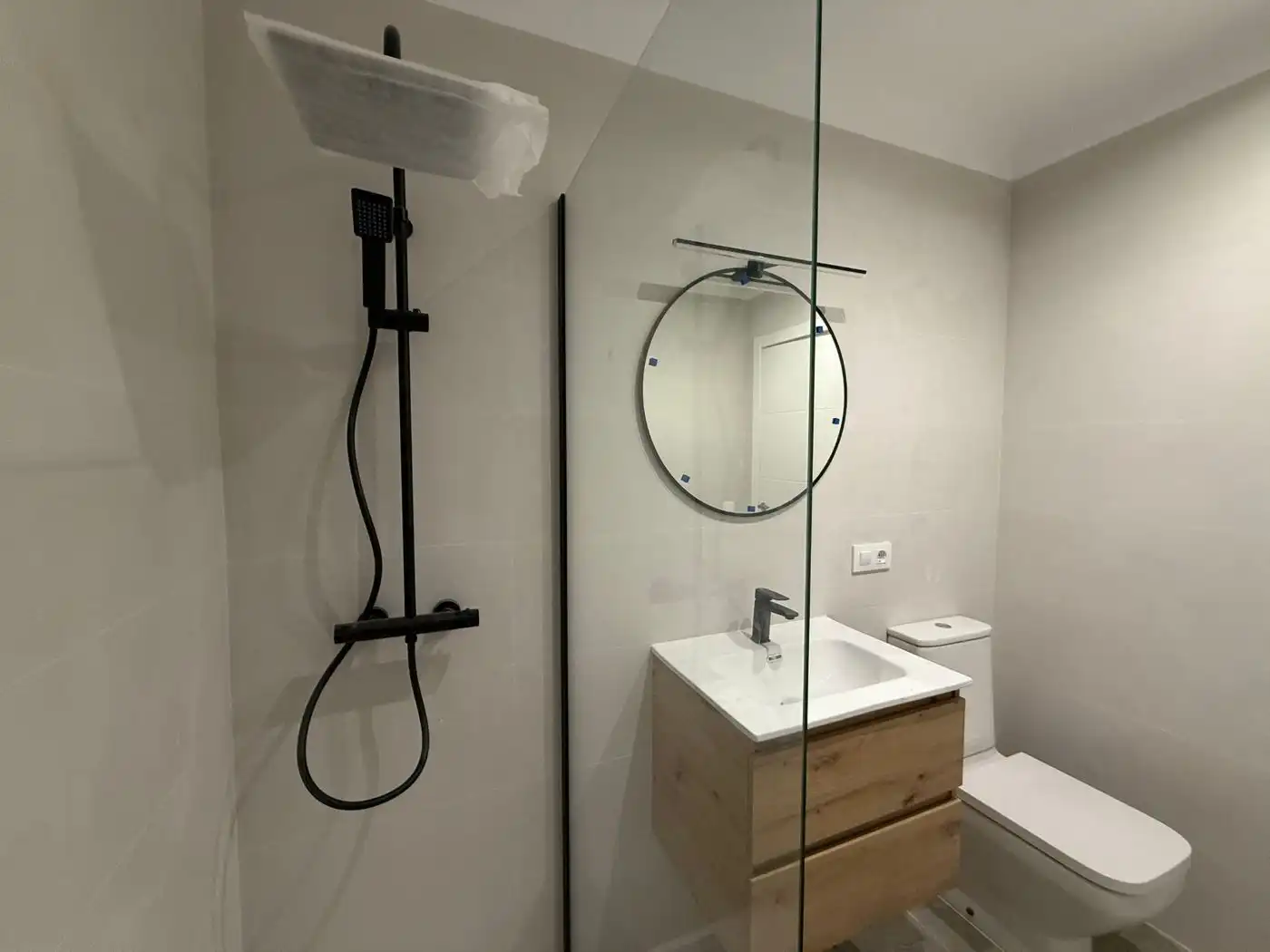 Bathroom of Apartments for sale in Empuriabrava  with Air Conditioner, Heating and Terrace