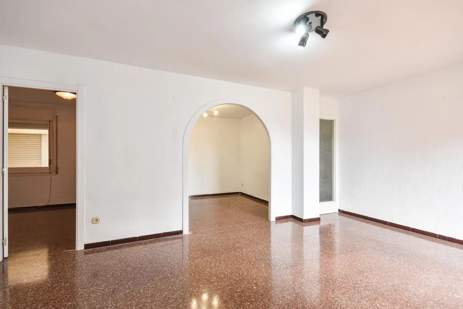 Piso en venta en Terrassa con Calefacción