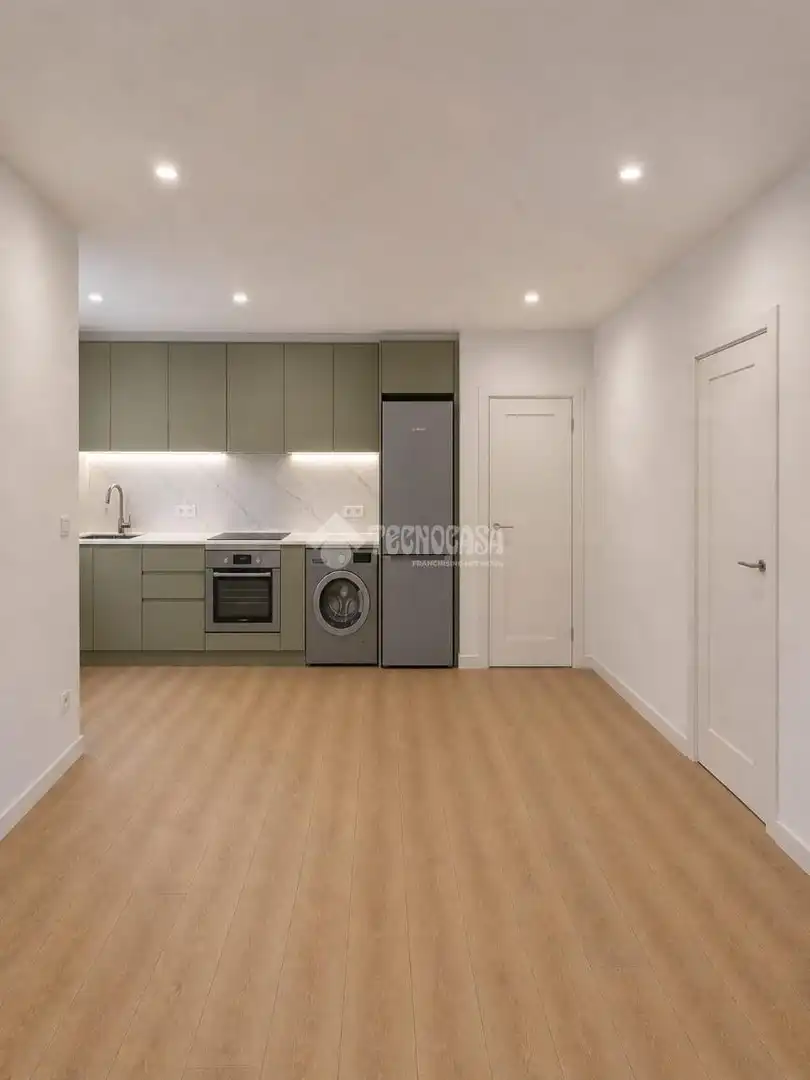 Kitchen of Flat for sale in Madrid