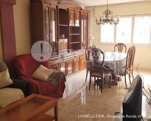 Living room of Flat for sale in  Lleida Capital  with Heating, Furnished and Oven
