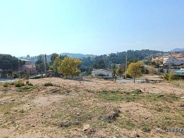 Wohnbaugrundstück zum Verkauf in Riudarenes