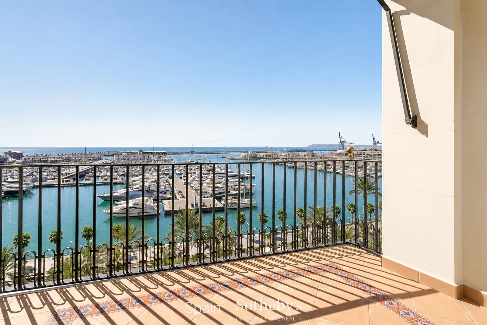 Apartamento con ascensor en venta en Explanada de España, imagen 2