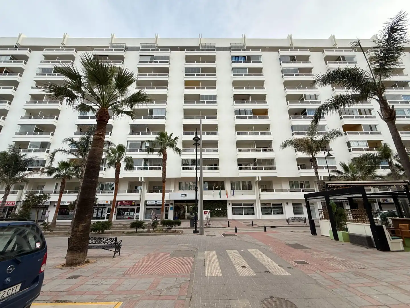Vista exterior de Estudi en venda en Fuengirola amb Piscina comunitària