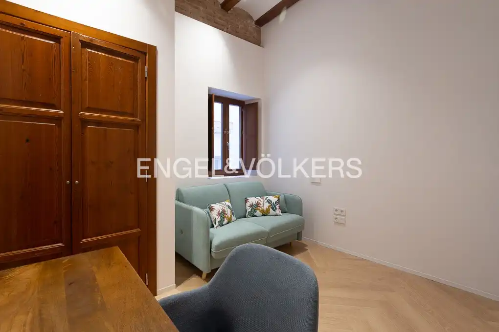 Sala d'estar de Pis de lloguer en Valencia amb Aire condicionat, Calefacció i Parquet