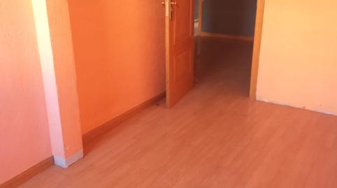 Foto 2 de Piso en venta en C/ Marina Vega, Zofio,  Madrid Capital