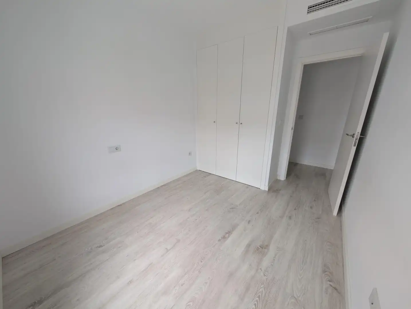 Habitación de Piso de alquiler en Camas con Aire acondicionado, Calefacción y Terraza