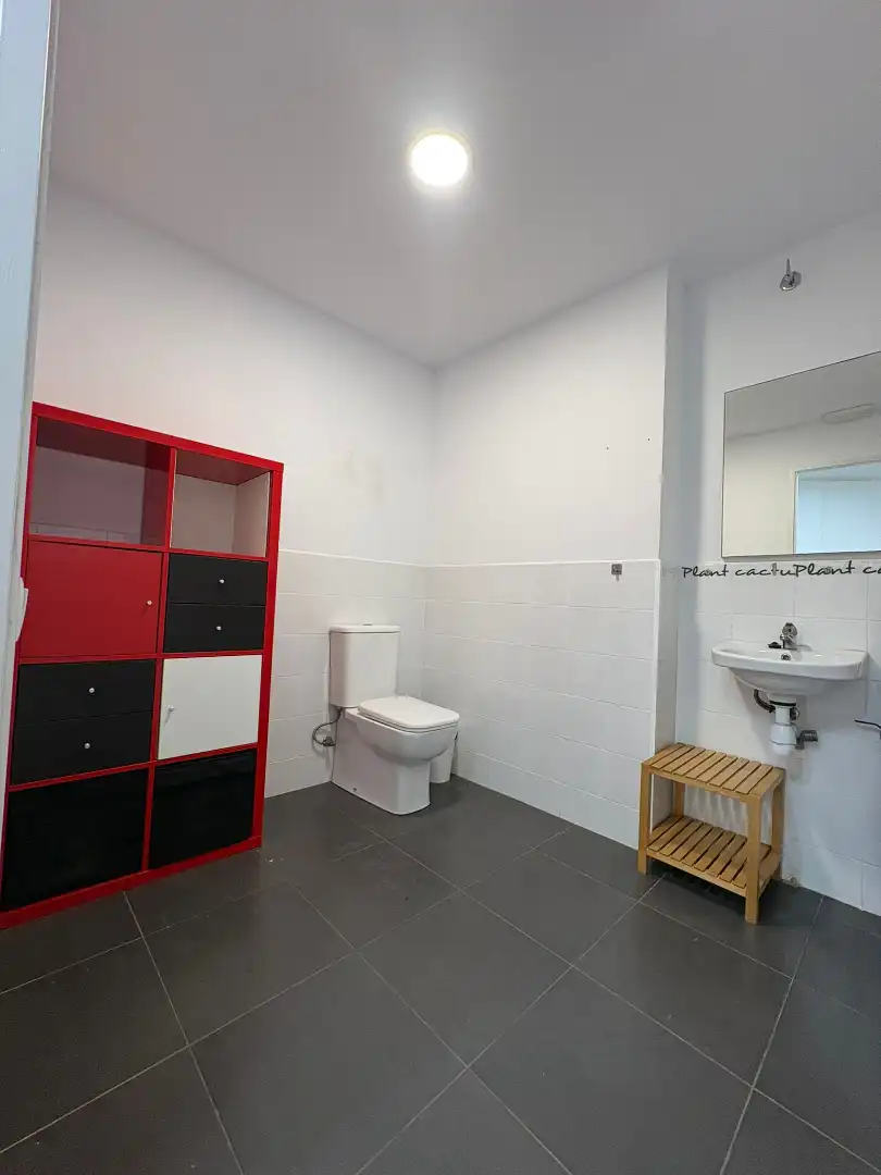 Badezimmer von Geschaftsraum zur Miete in Terrassa