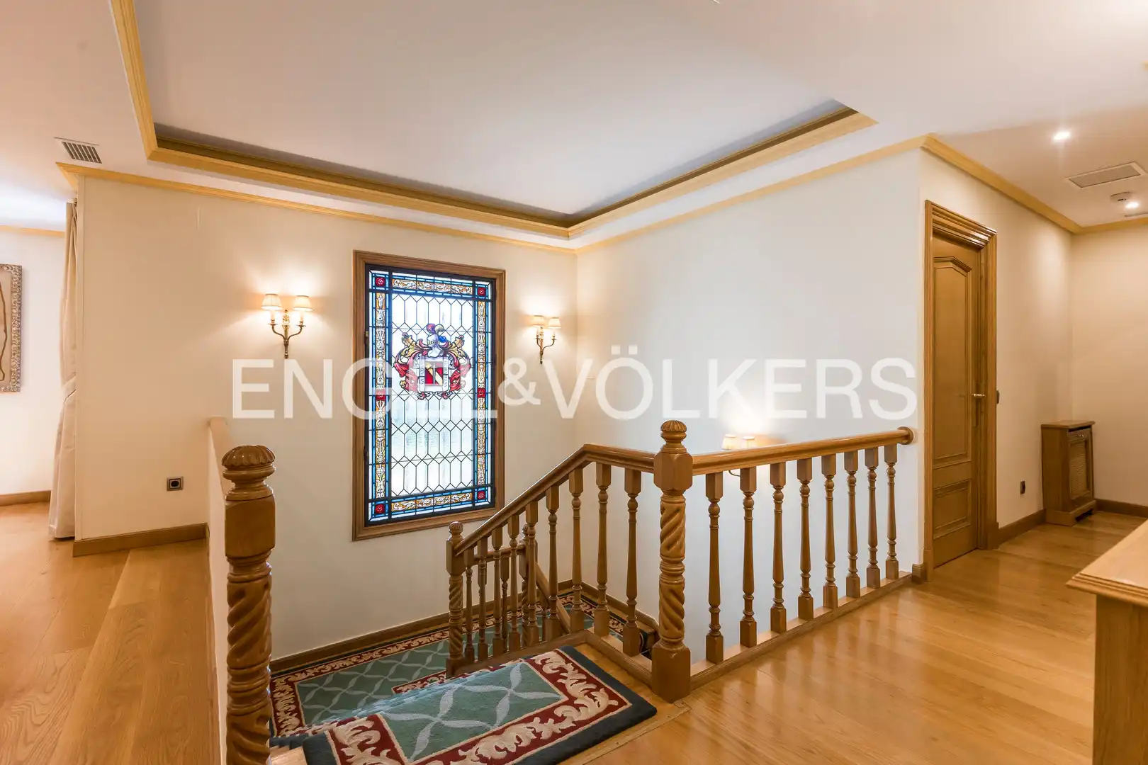Houses for sale in Madrid  with Air Conditioner, Heating and Private garden