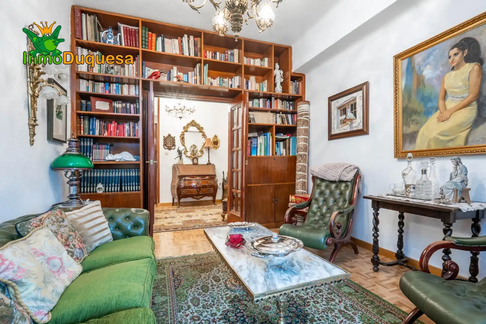 Sala d'estar de Àtic en venda en Granada amb Parquet, Terrassa i Traster