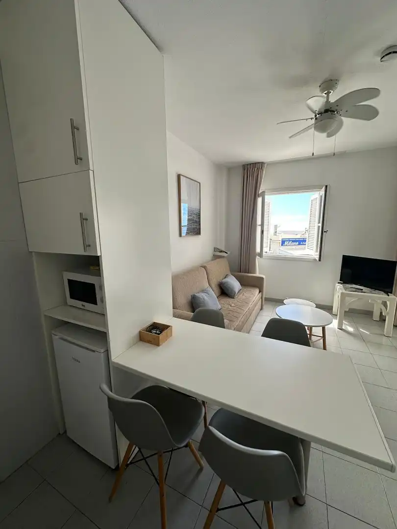 Wohnzimmer von Wohnungen zum Verkauf in Adeje mit Privatgarten, Terrasse und Gemeinschaftspool