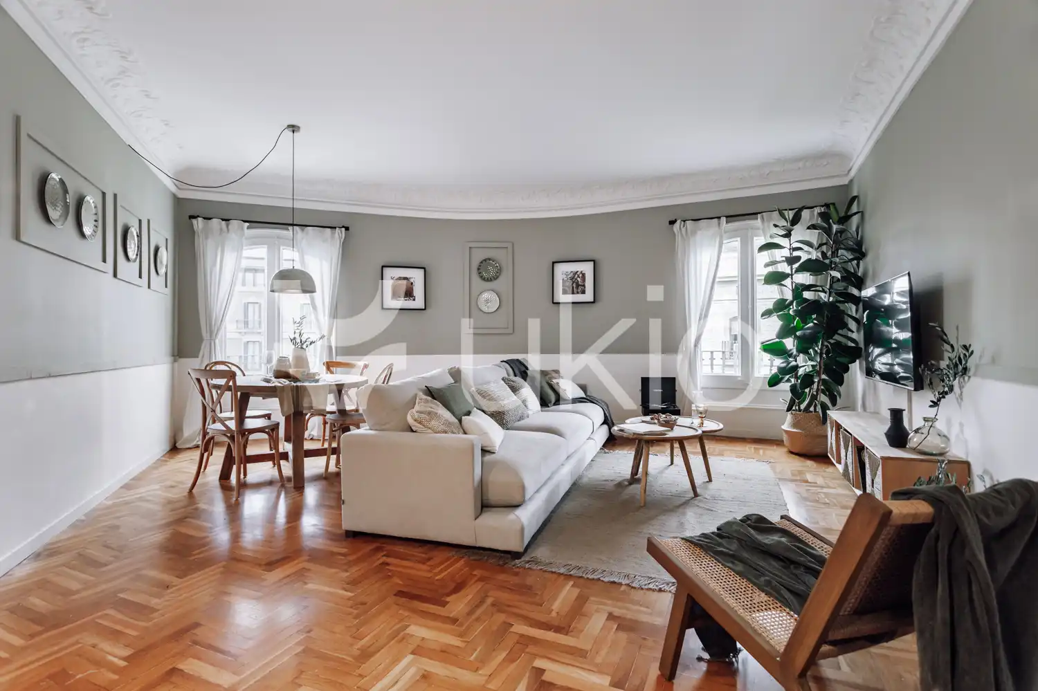 Appartement compact avec ascenseur à louer à Carrer de Casp, imagen 2