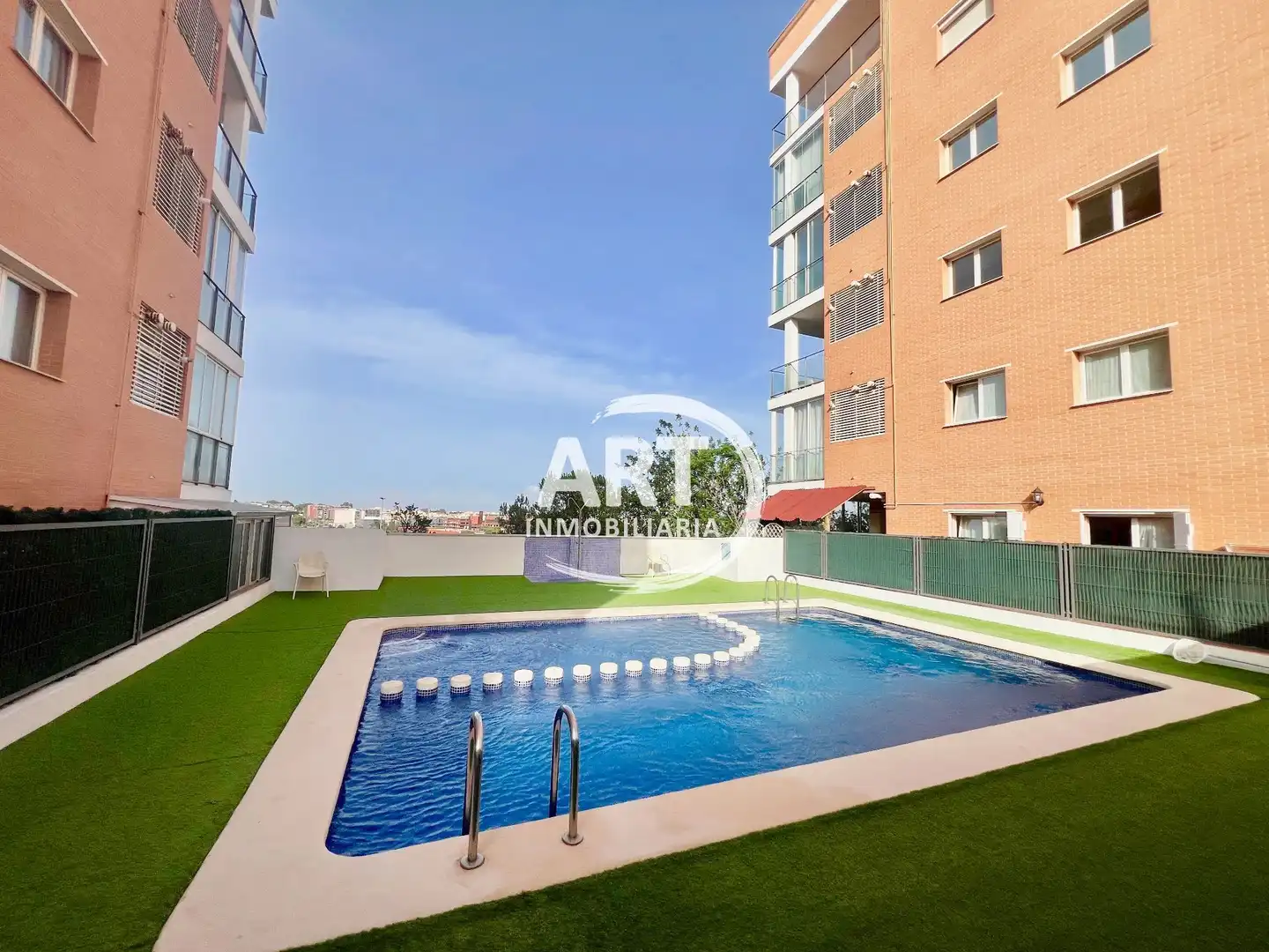Piscina de Piso en venta en Paterna con Aire acondicionado, Calefacción y Terraza
