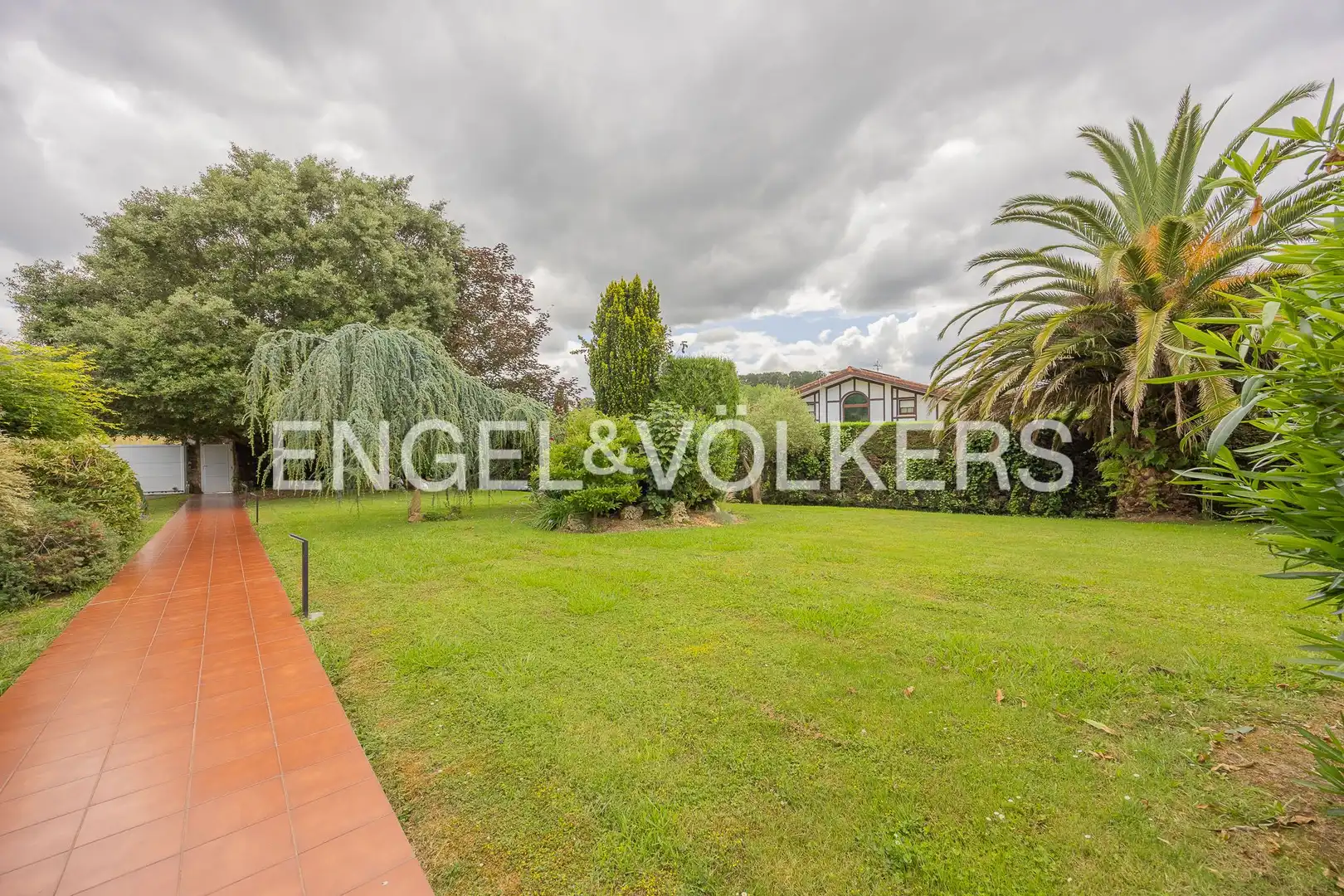 Vista exterior de Casa o chalet en venta en Loiu con Calefacción, Jardín privado y Trastero