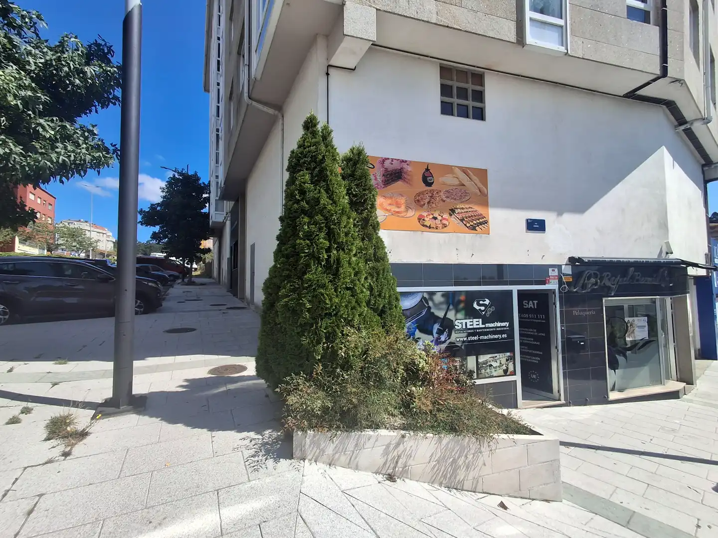 Vista exterior de Local de lloguer en Boiro