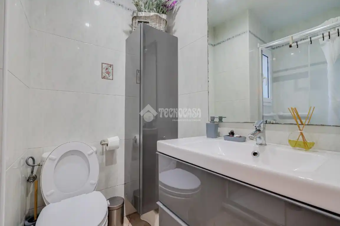 Wohnung mit Terrasse zum Verkauf in Salut - Lloreda, imagen 23