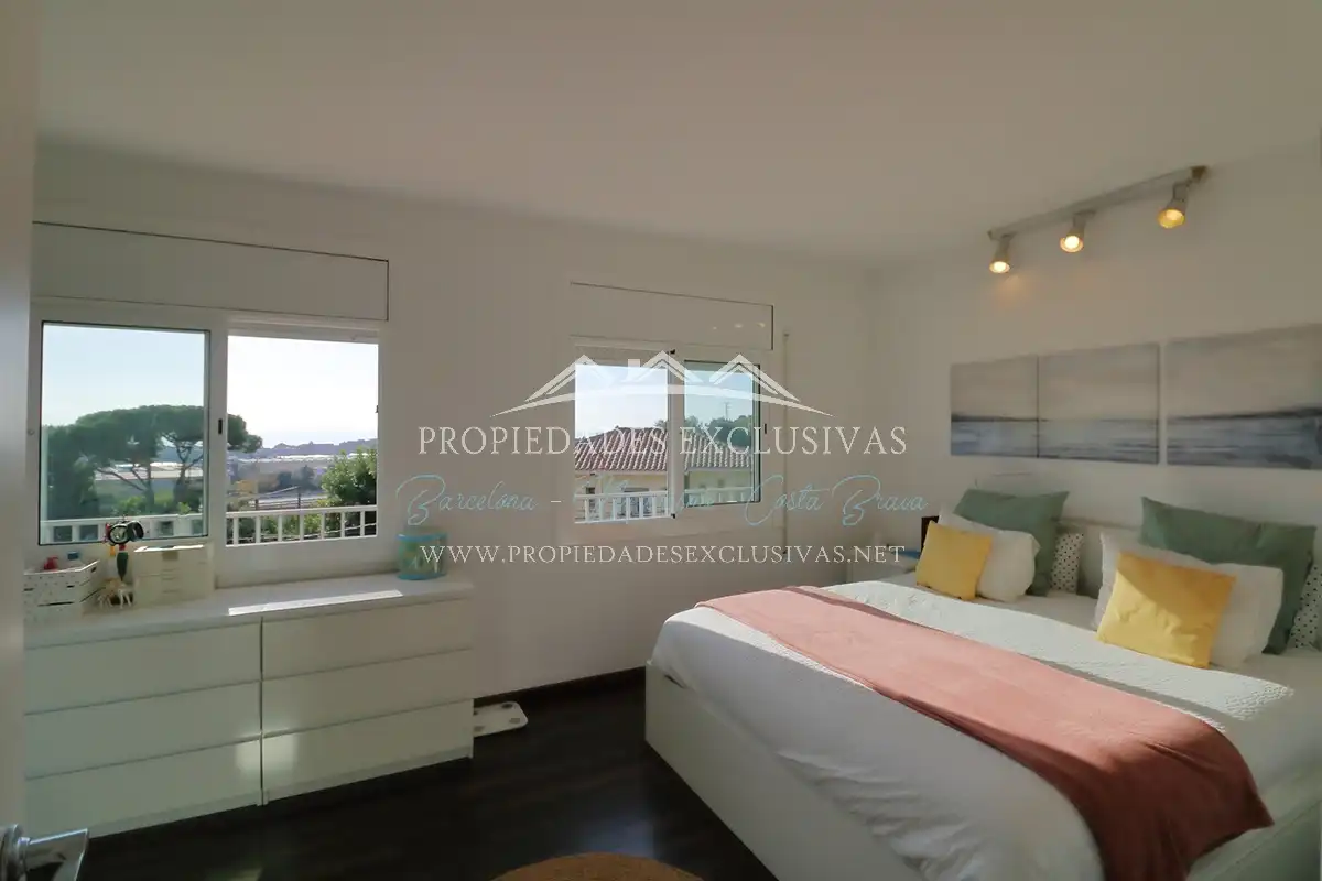 Habitación de Casa o chalet en venta en Cabrils con Aire acondicionado, Calefacción y Jardín privado