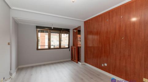 Foto 3 von Wohnung zum Verkauf in Calle de Pedro II el Católico, Barrio del Ave, Zaragoza Capital