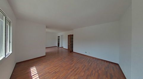 Foto 3 de Casa adosada en venda a C/ Ferrer I Guardia, La Roureda, Viladecans