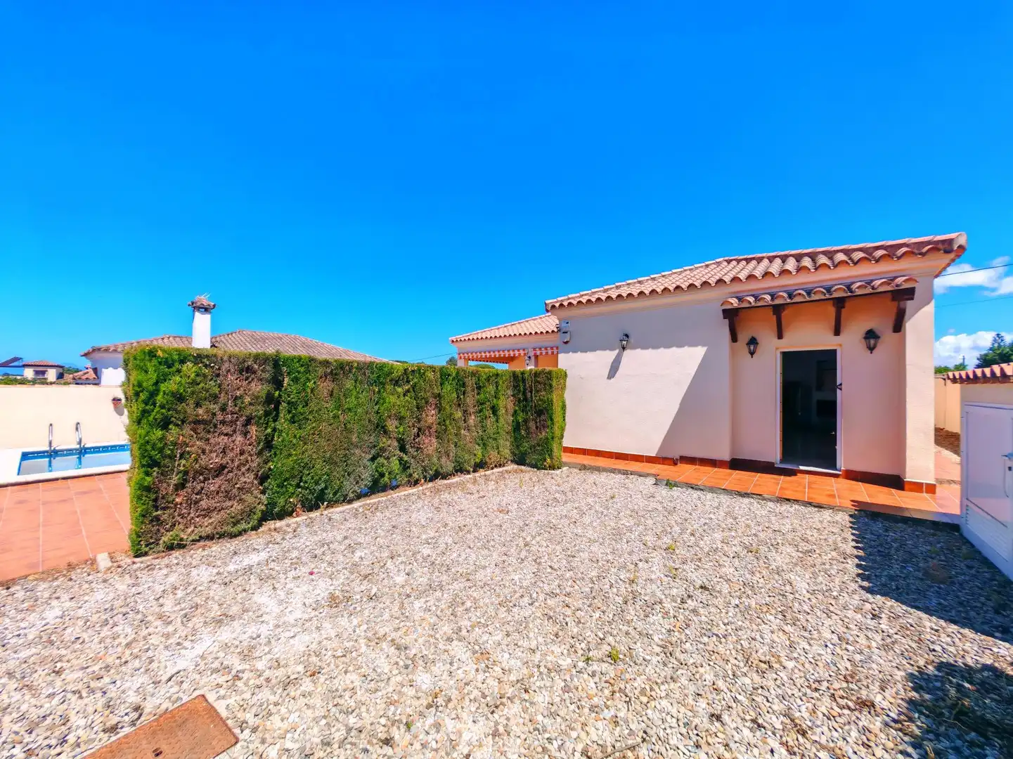 Jardí de Casa o xalet en venda en Chiclana de la Frontera amb Aire condicionat, Jardí privat i Piscina