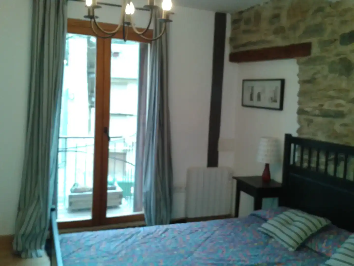 Dormitori de Pis de lloguer en Rialp amb Parquet, Moblat i Forn