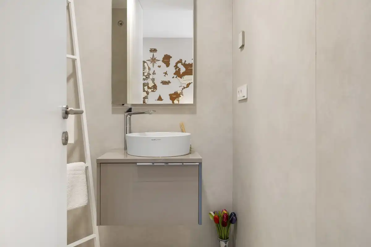 Baño de Apartamento en venta en Estepona con Aire acondicionado, Terraza y Piscina comunitaria