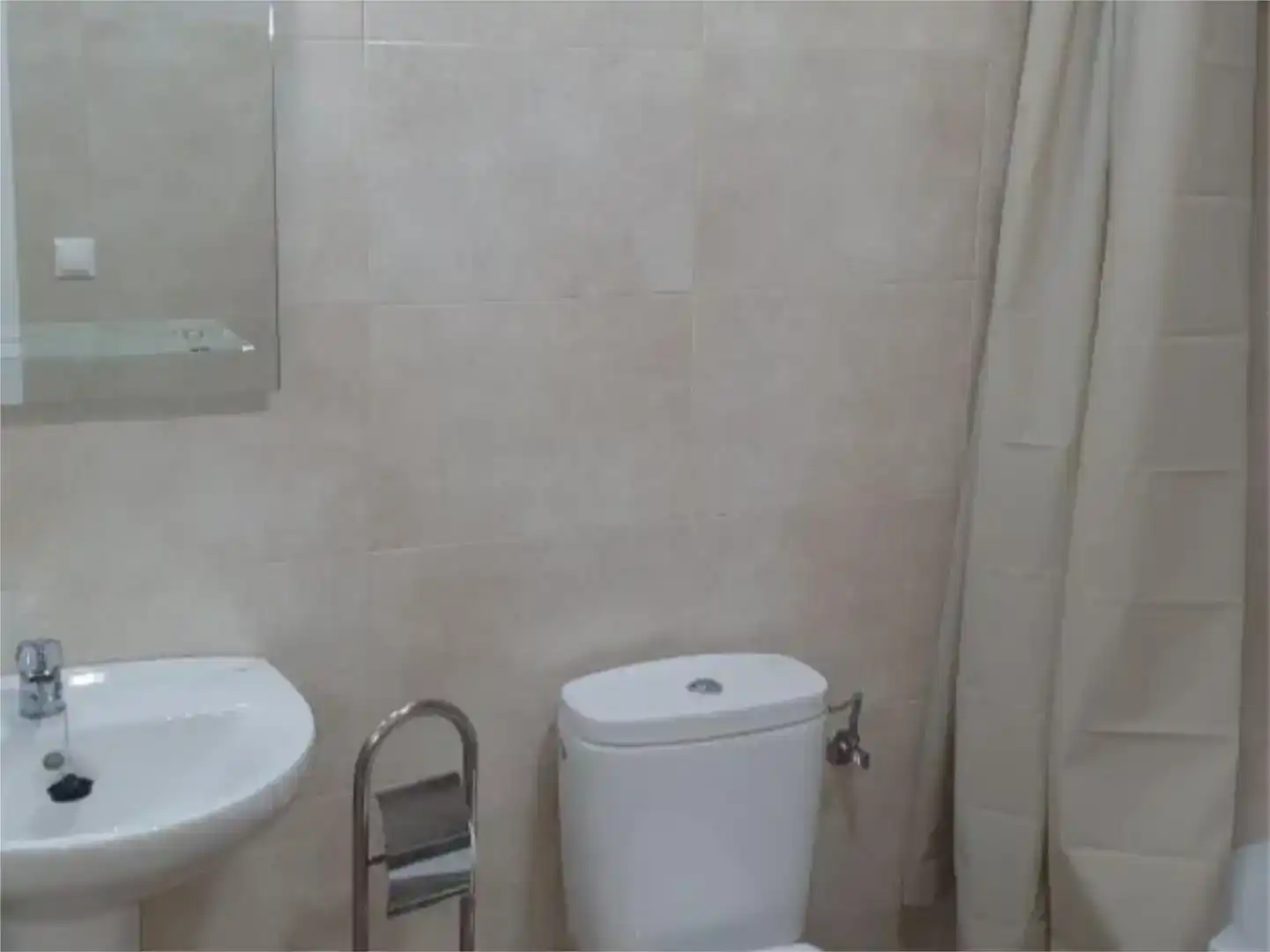 Bany de Apartament en venda en Peñaflor amb Moblat