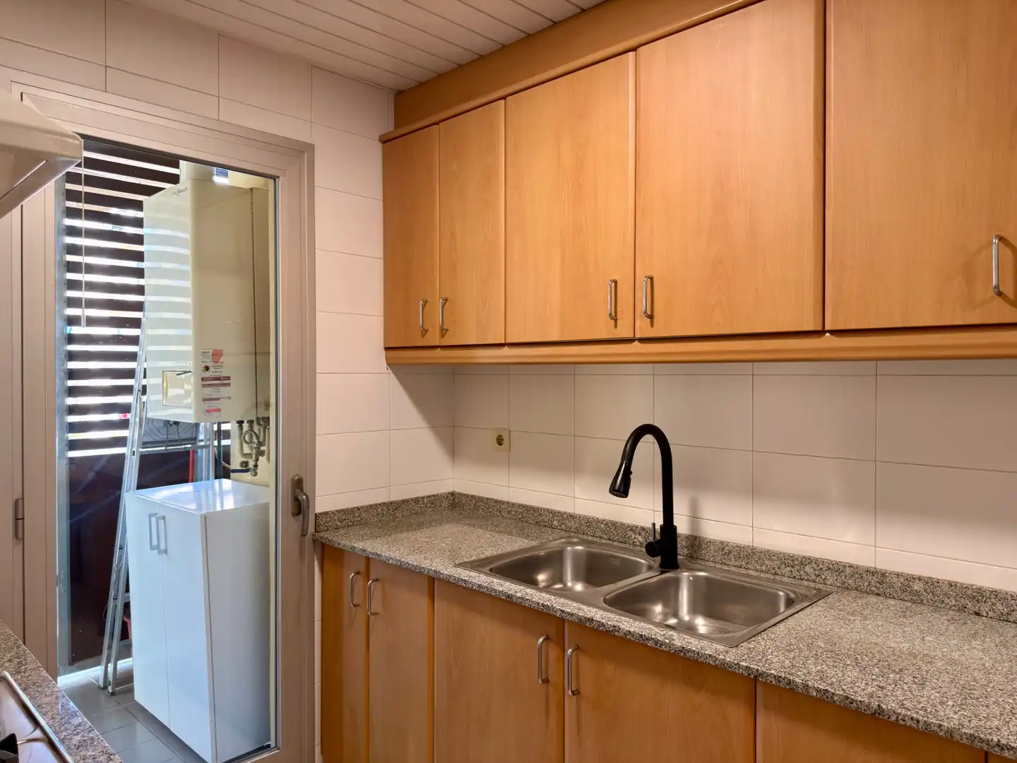 Piso con ascensor en venta en Carrer de Fluvià, imagen 7