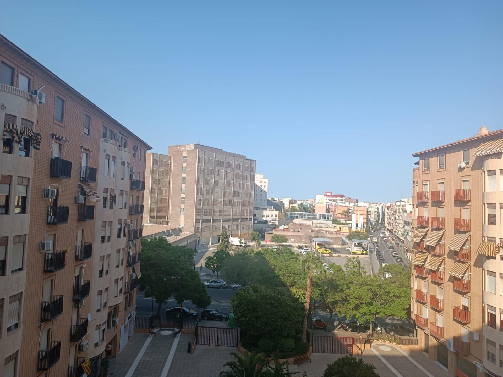Piso en venta en Altozano - Conde Lumiares, Campoamor - Altozano, Alicante / Alacant