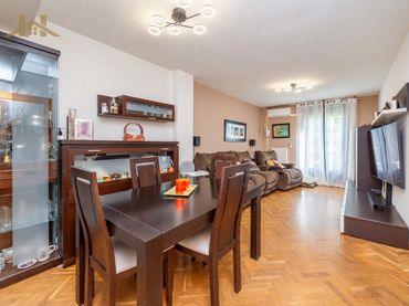 Duplex con balcone in vendita a Calle Mancio Serra Leguizamo