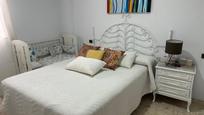 Dormitori de Casa o xalet en venda en Los Palacios y Villafranca amb Aire condicionat i Balcó