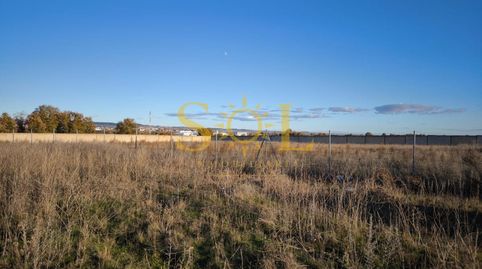 Foto 2 de Residencial en venta en Calle la Raya, -1, Trobajo del Camino, San Andrés del Rabanedo
