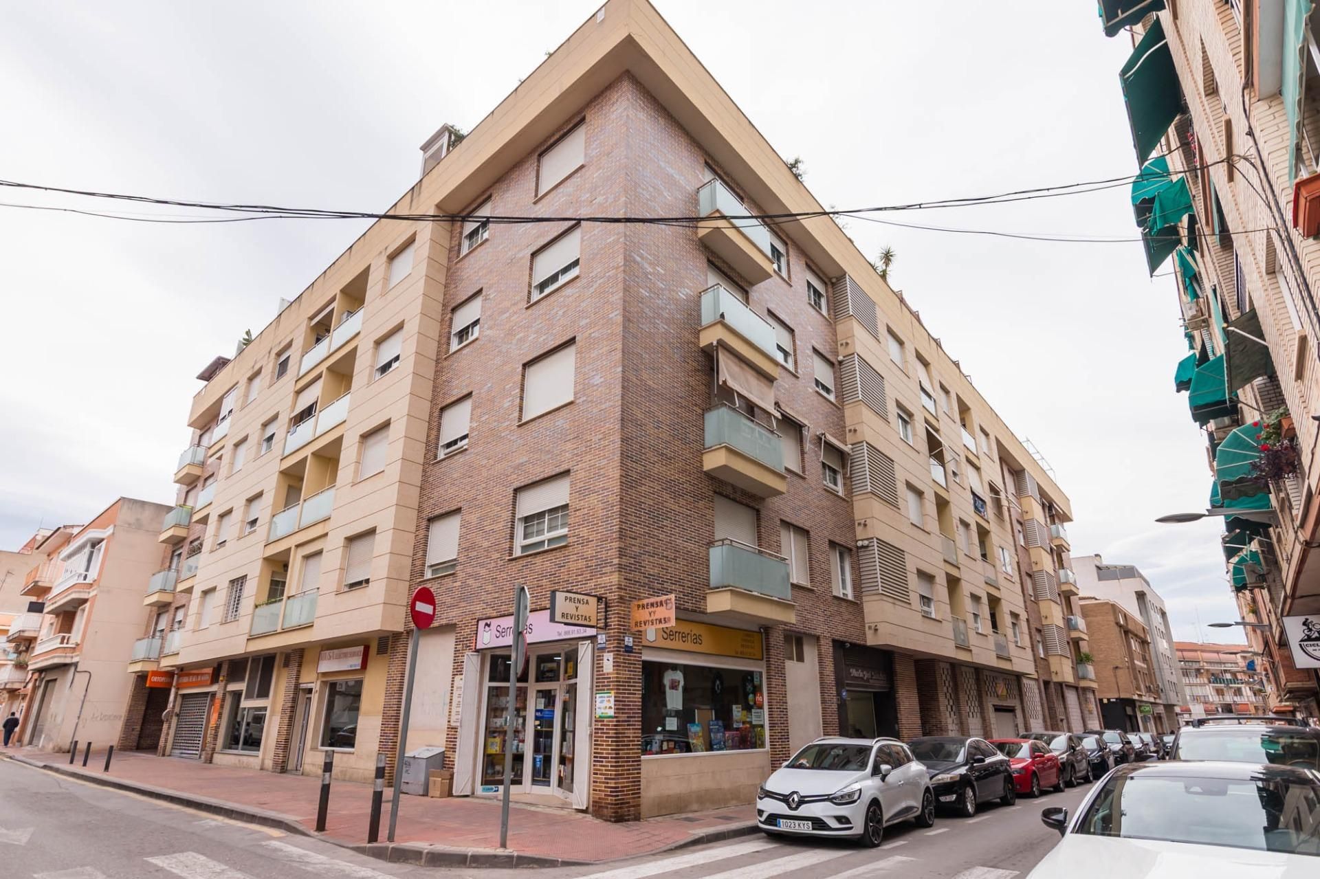 Vista exterior de Àtic en venda en Molina de Segura amb Aire condicionat, Terrassa i Traster