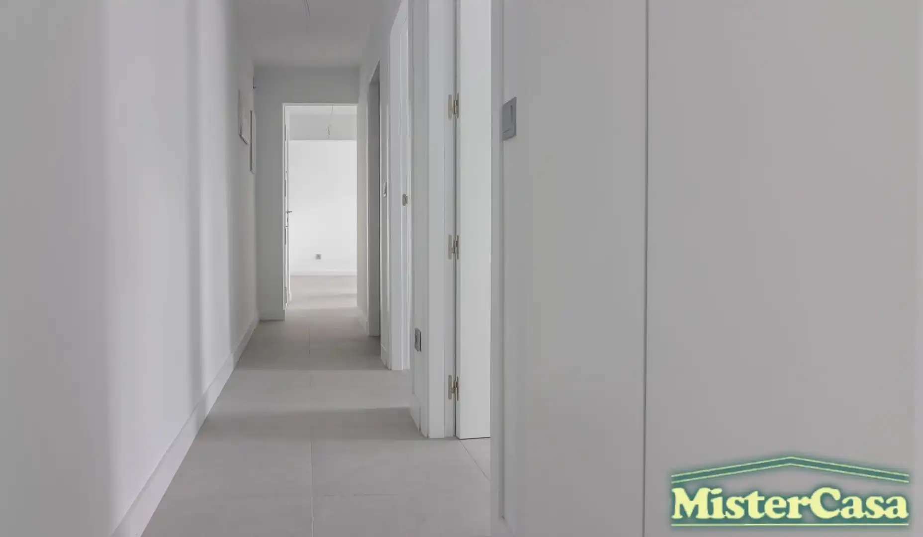 Wohnung zum Verkauf in Jerez de la Frontera mit Klimaanlage, Privatgarten und Terrasse