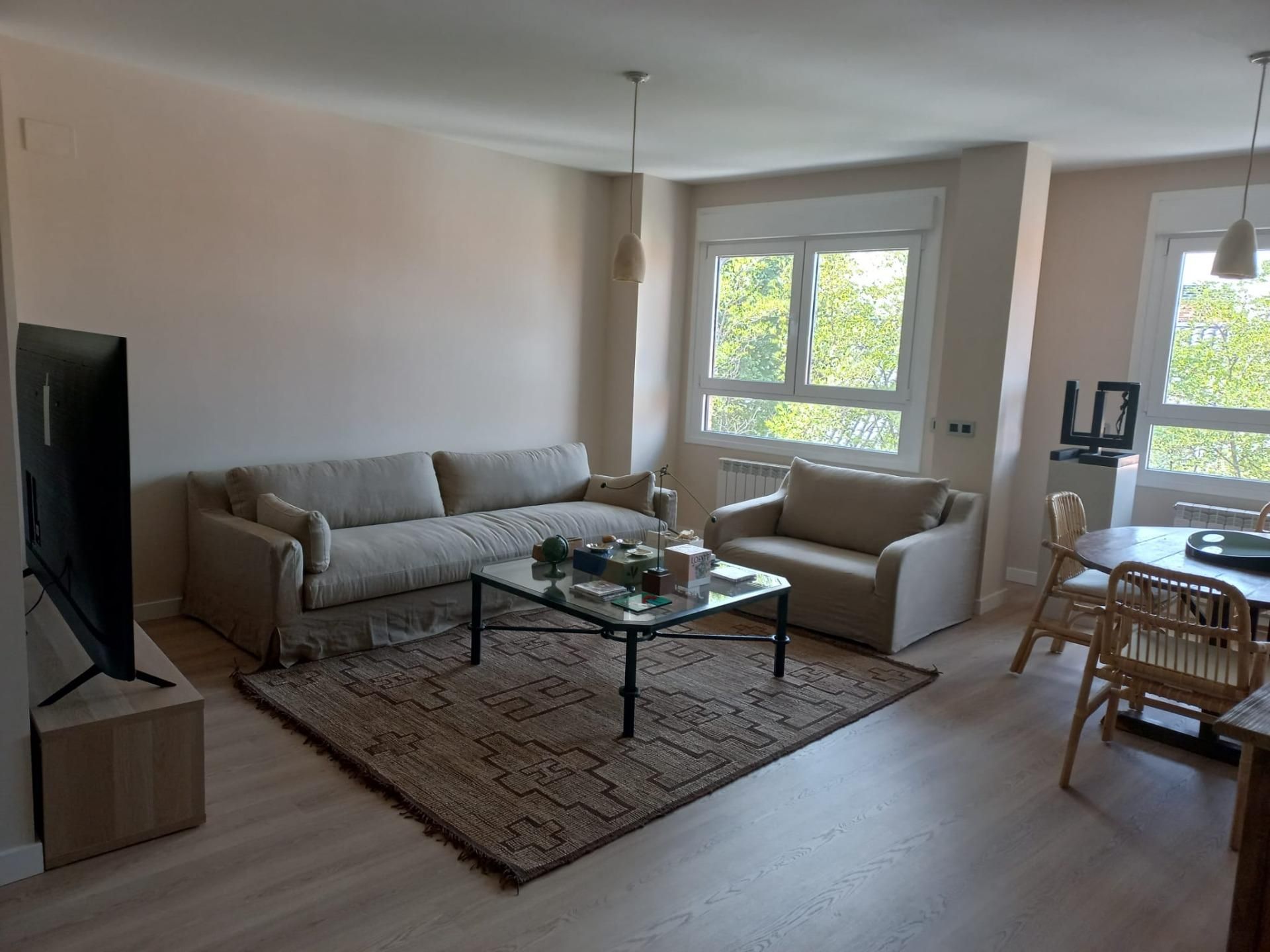 Living room of Duplex for sale in Pozuelo de Alarcón  with Air Conditioner, Heating and Terrace