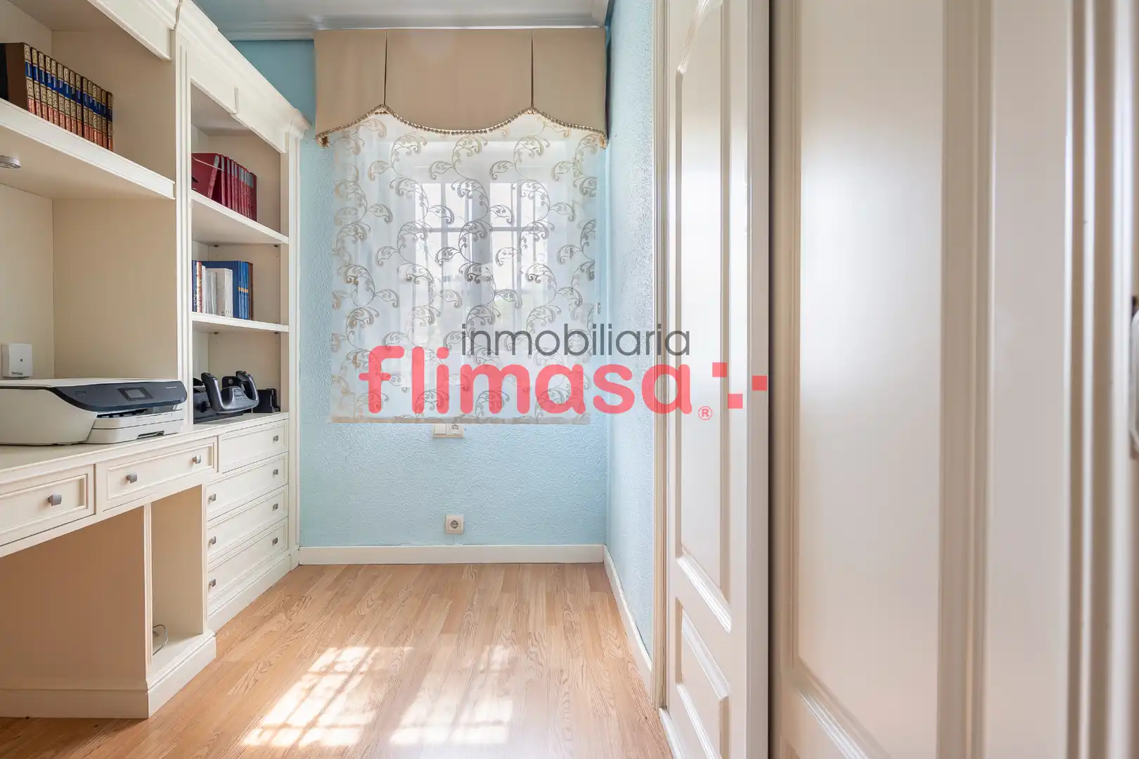 Bedroom of Houses for sale in Villaviciosa de Odón  with Air Conditioner, Heating and Private garden