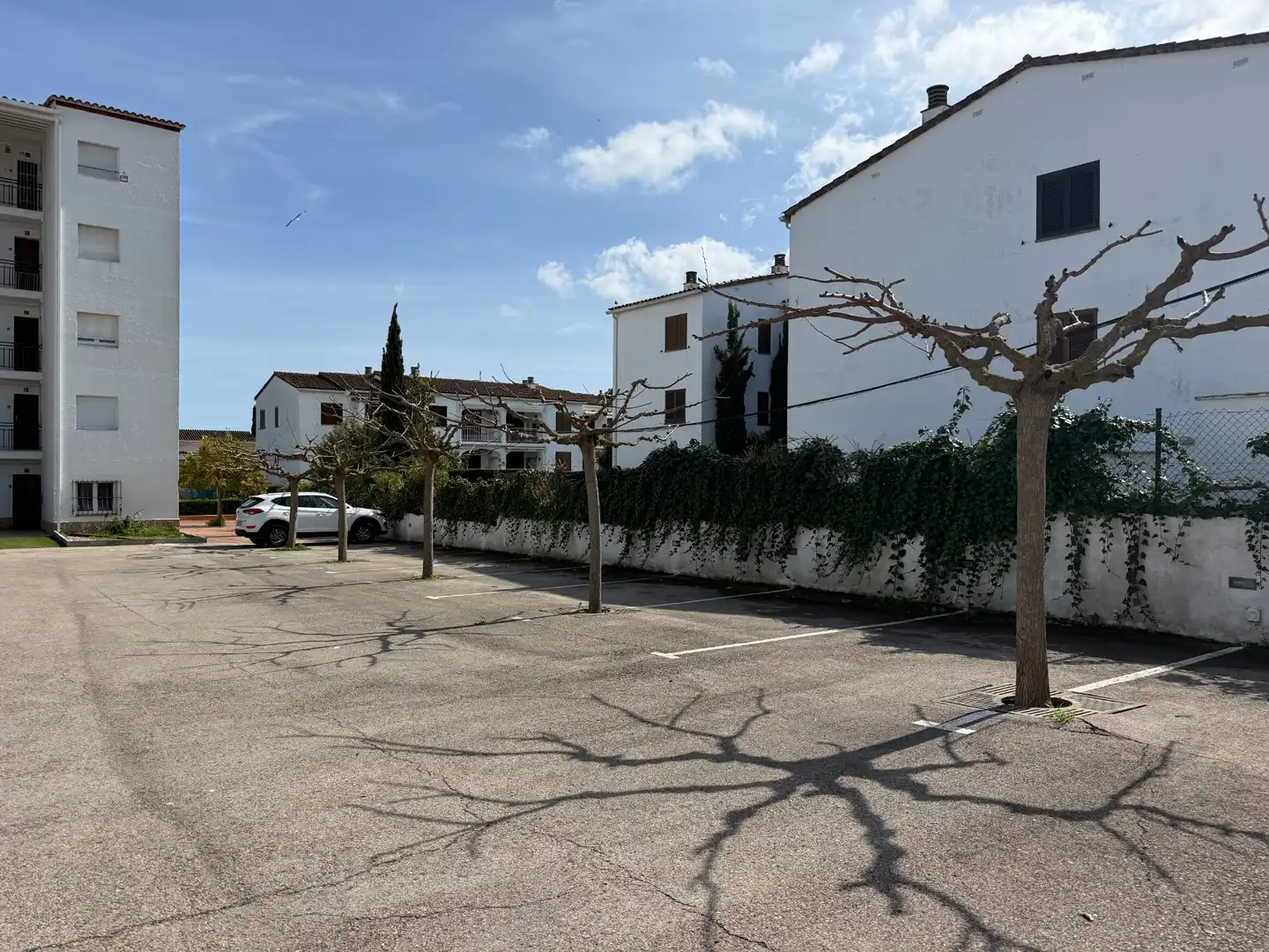 Vista exterior de Estudi en venda en L'Escala amb Moblat
