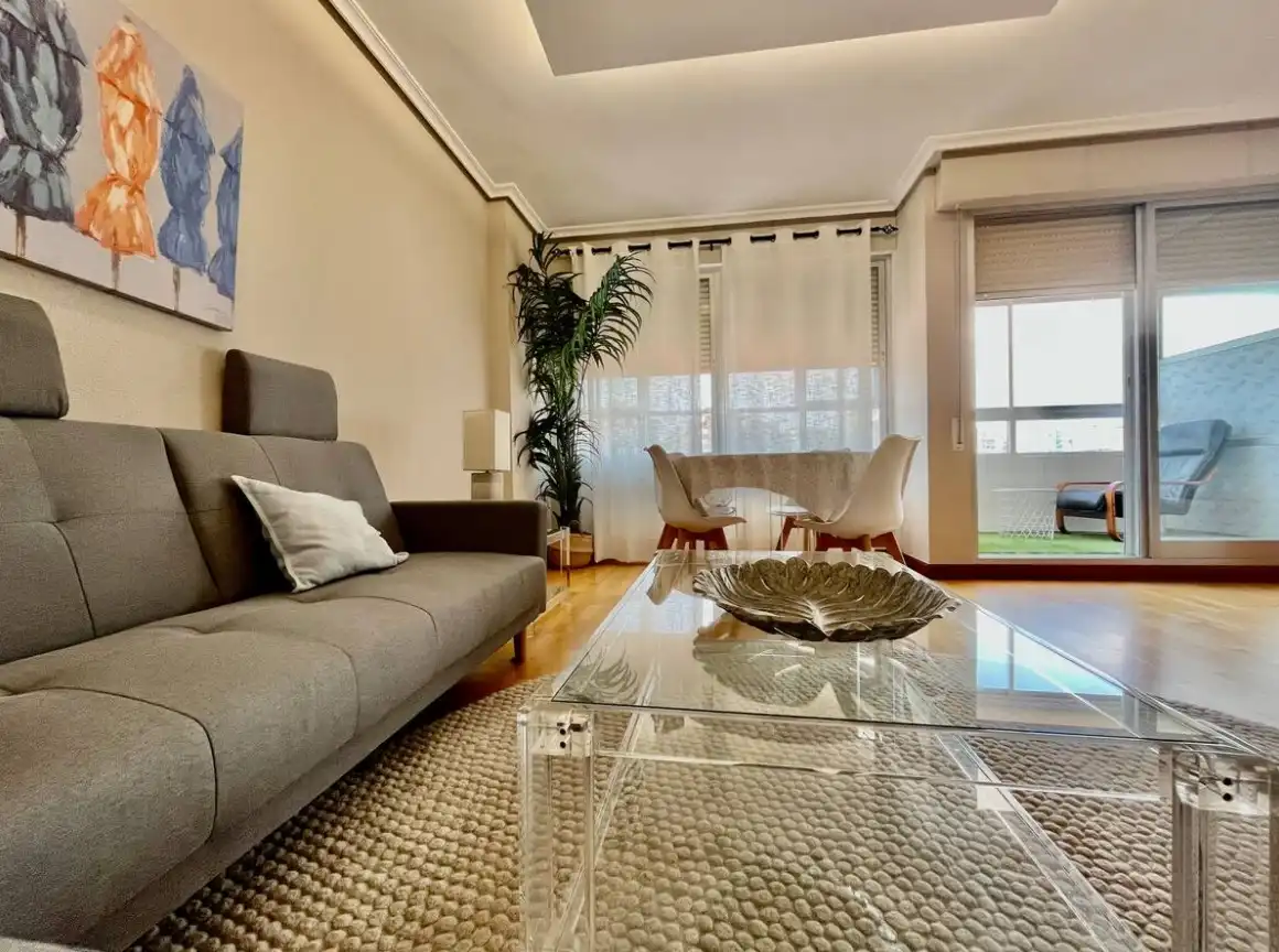 Apartamento de alquiler en Parque Virgen del Manzano, 28, Reyes Católicos