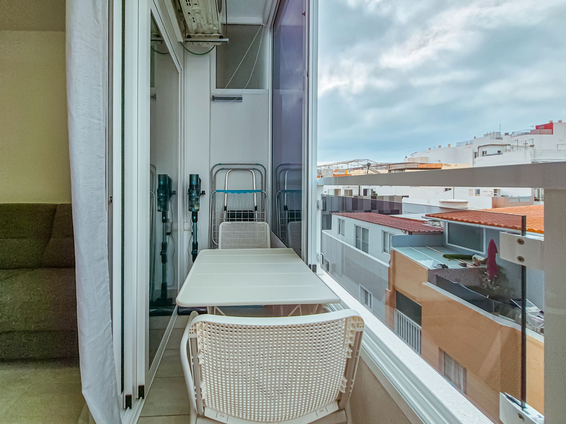 Balcony of Apartment for sale in Las Palmas de Gran Canaria  with Air Conditioner, Furnished and Oven