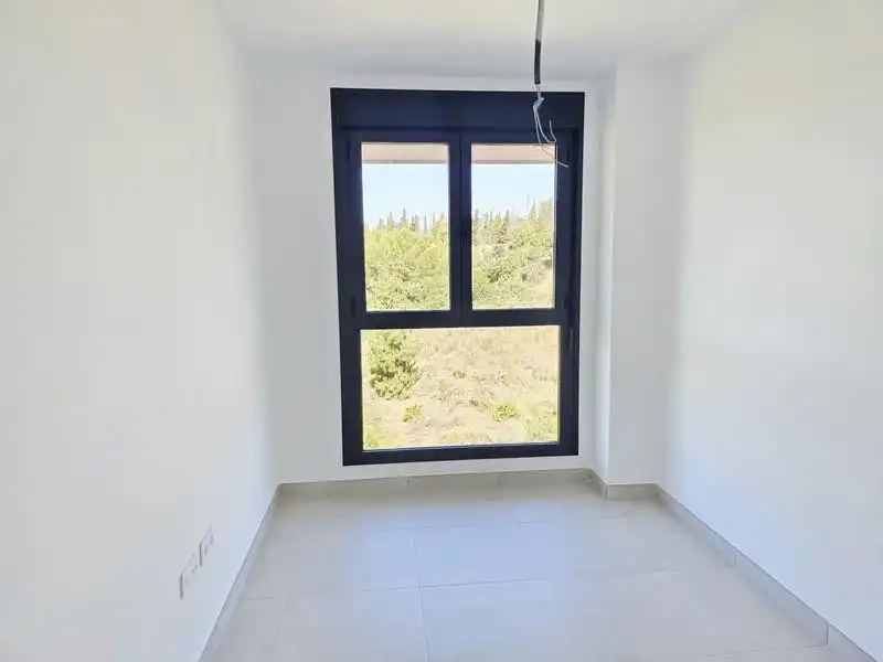 Dormitori de Apartament de lloguer en Mijas amb Aire condicionat, Calefacció i Terrassa