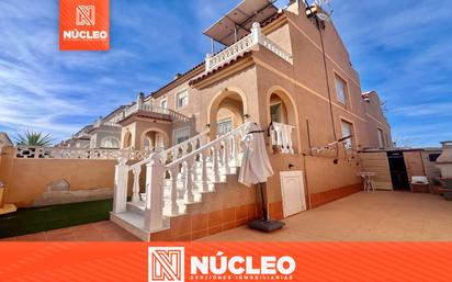 Exterior view of Single-family semi-detached for sale in Monforte del Cid  with Air Conditioner, Terrace and Balcony