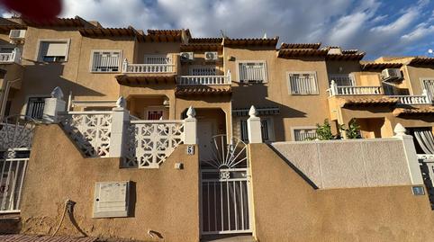 Foto 2 de Casa adosada en venda a Calle del Pintor Boti-villacosta I, Villamartín - Las Filipinas, Orihuela