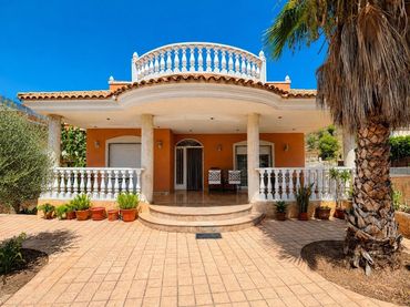 Villa avec piscine à vendre à Pedanías Norte