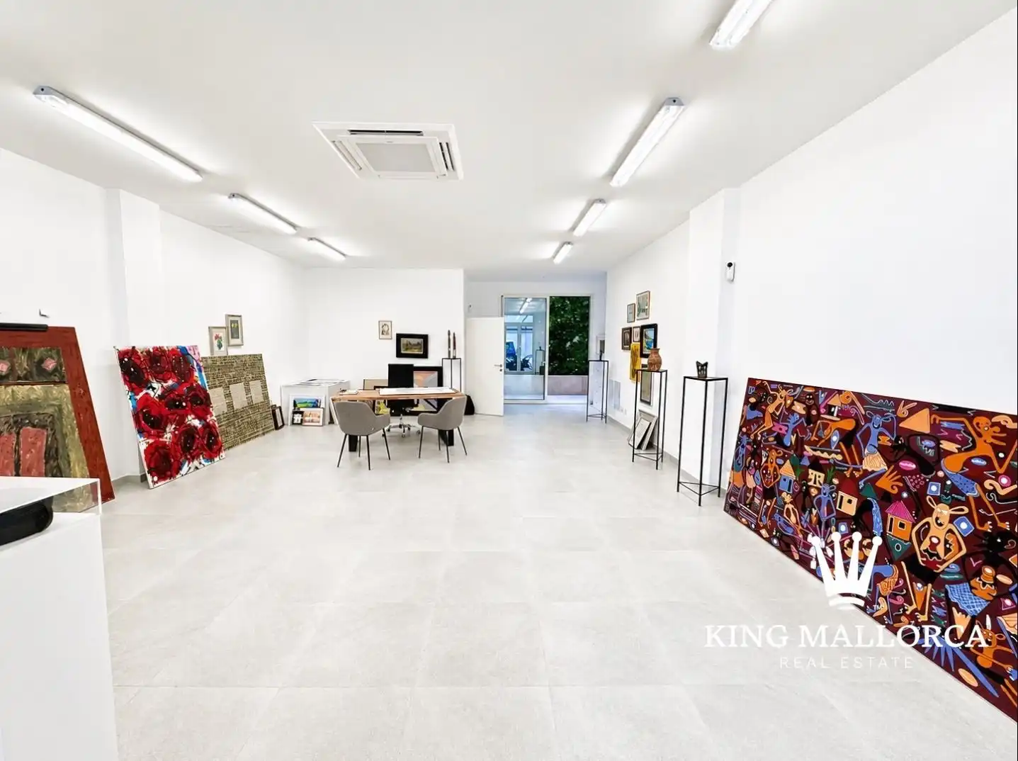 Office for rent in  Palma de Mallorca  with Air Conditioner and Heating