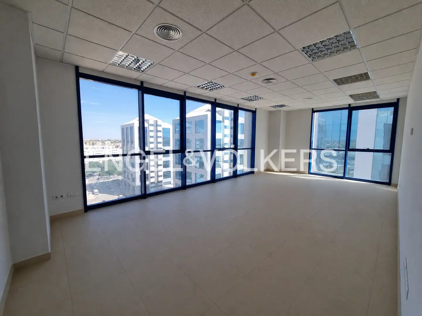 Flat for sale in Sevilla  with Heating