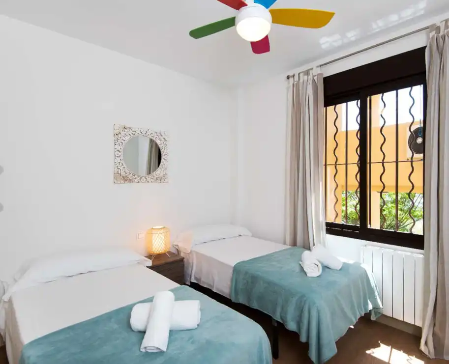 Piso con piscina en venta en Benalmádena pueblo, imagen 5