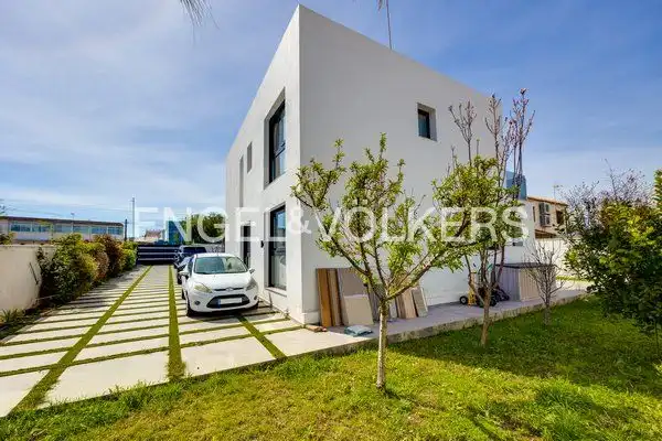 Vista exterior de Finca rústica en venta en Torrevieja con Aire acondicionado, Calefacción y Jardín privado