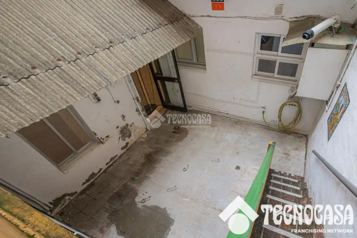 Terrassa de Casa adosada en venda en Riu Nord